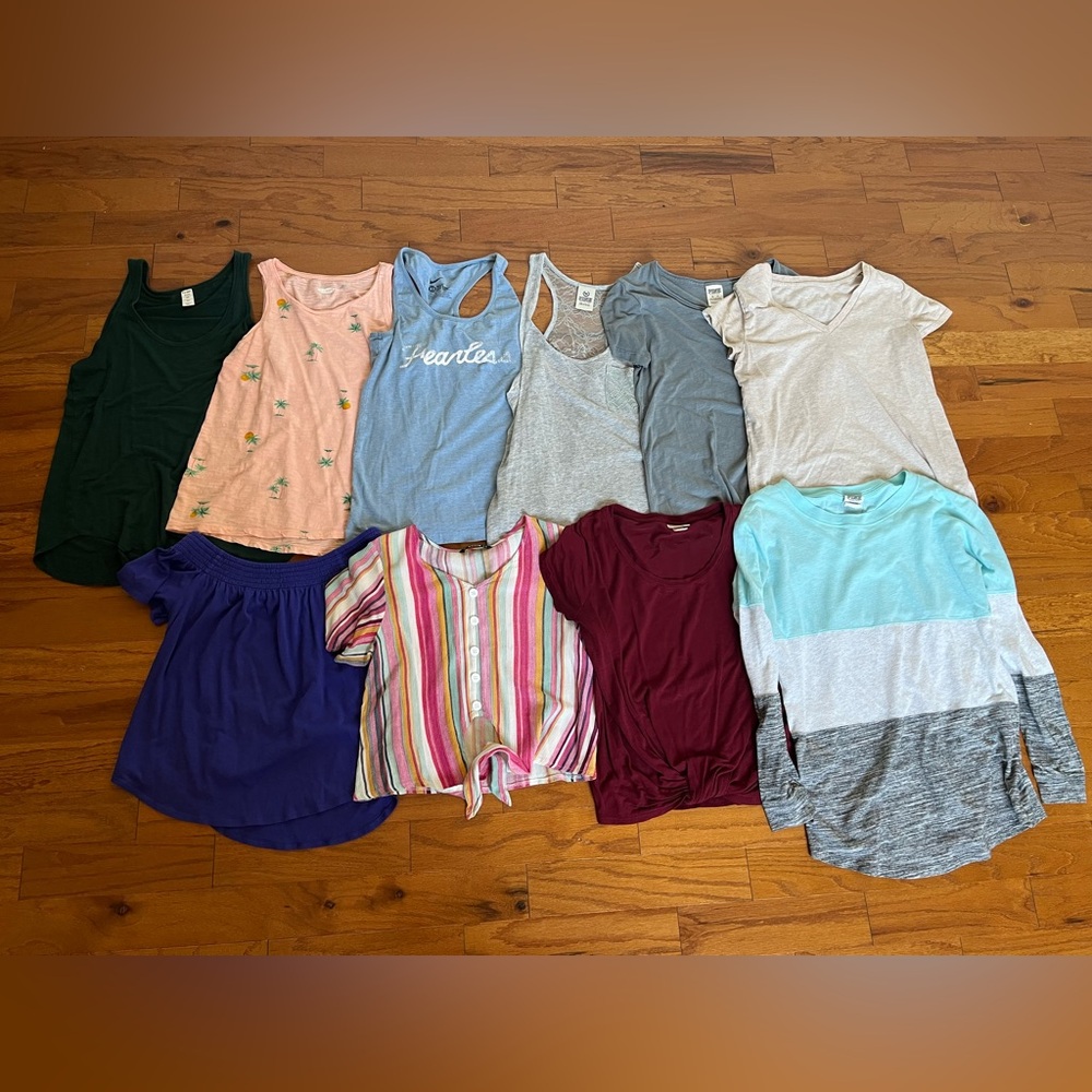 Size XS women’s tops bundle